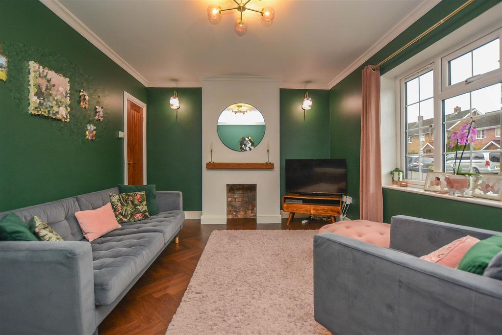 Property photo 2 of 14 Dsc_0028.Png