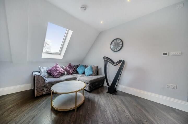 Additional image 4 of 2 bed flat for saleBell Lane, Brookmans Park AL9