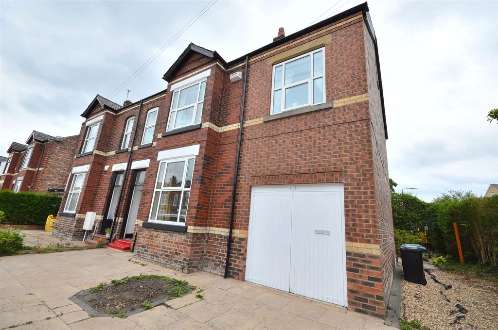 Property photo 1 of 6 Front (Main)