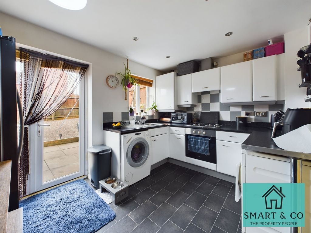 Property photo 3 of 13 Kitchen Diner