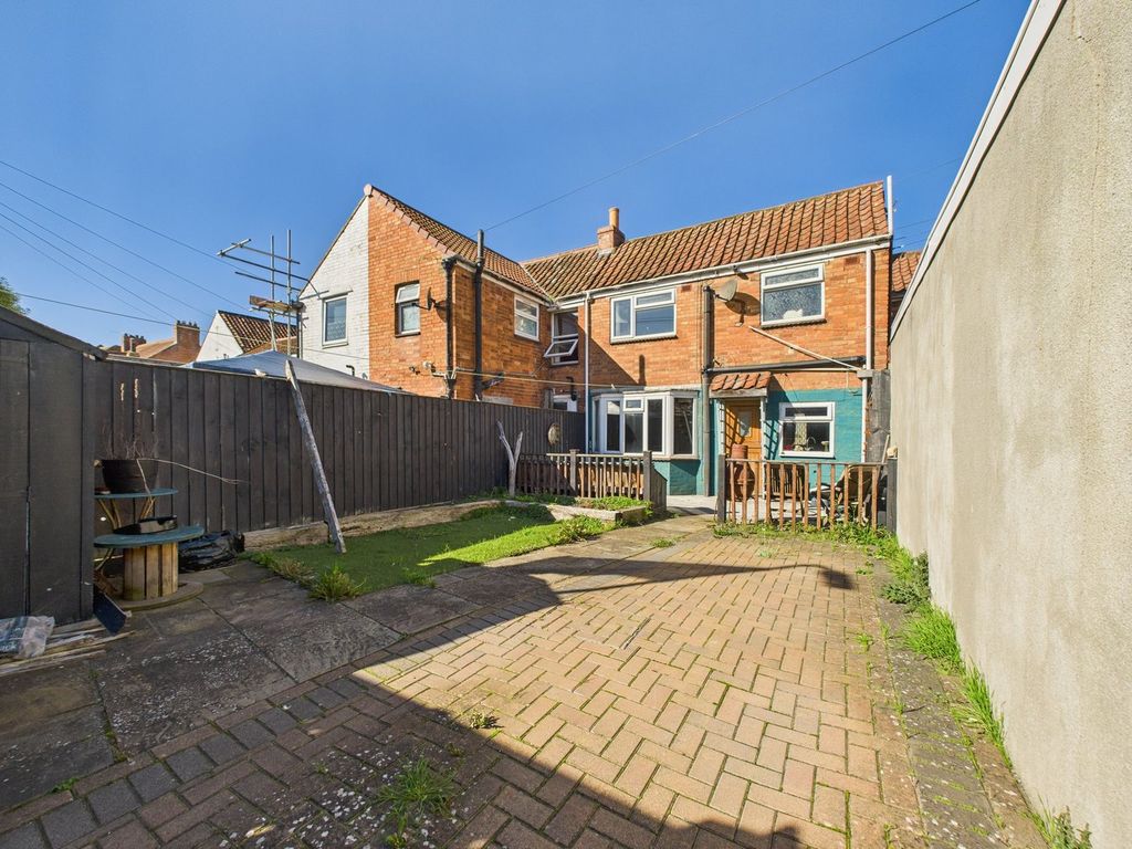 Property photo 1 of 25