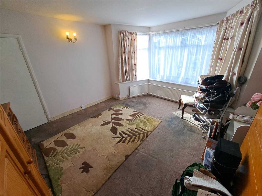 Property photo 3 of 14 Front Reception Room