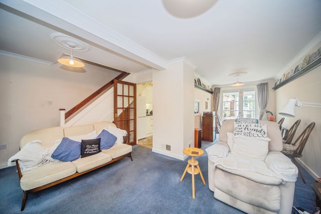 Property photo 2 of 20 Pbox-Img.Jpg