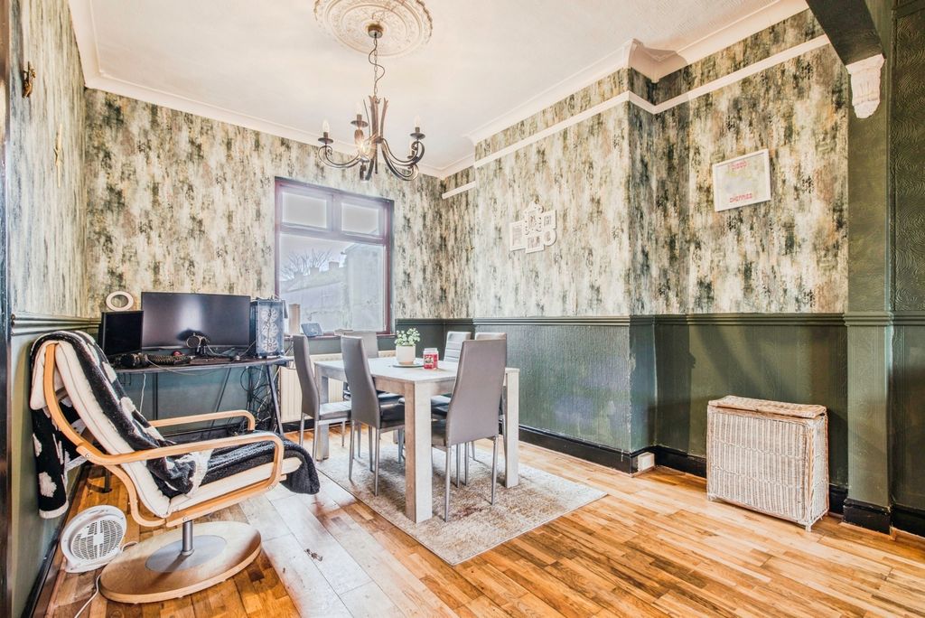 Property photo 3 of 16 Image 3