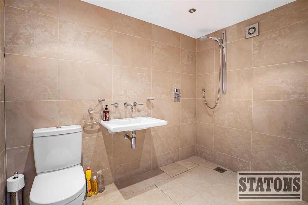 Additional image 47 of 9 bed detached house to rentRush Green, Hertford, Hertfordshire SG13