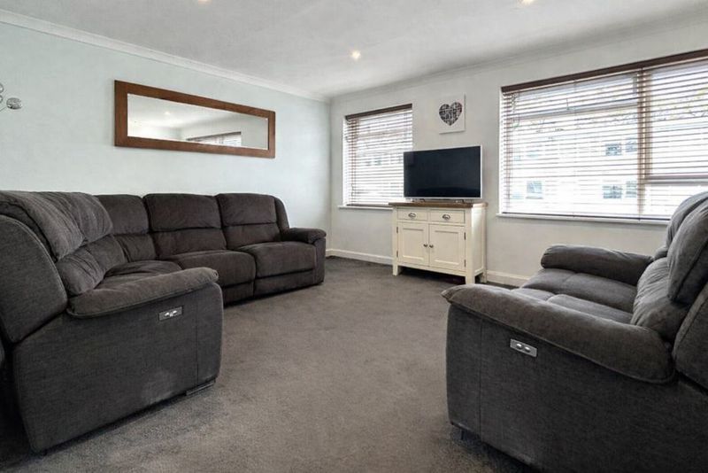 Property photo 3 of 12 Photo 3