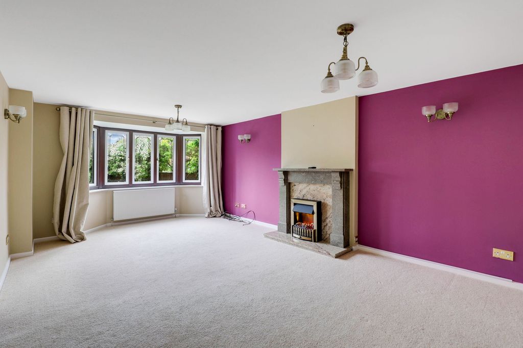 Property photo 3 of 29