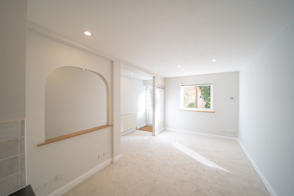 Property photo 2 of 12 Dsc07547-Hdr