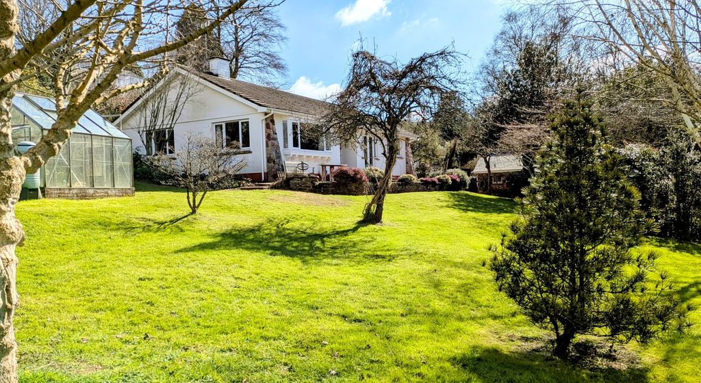 Property photo 1 of 27