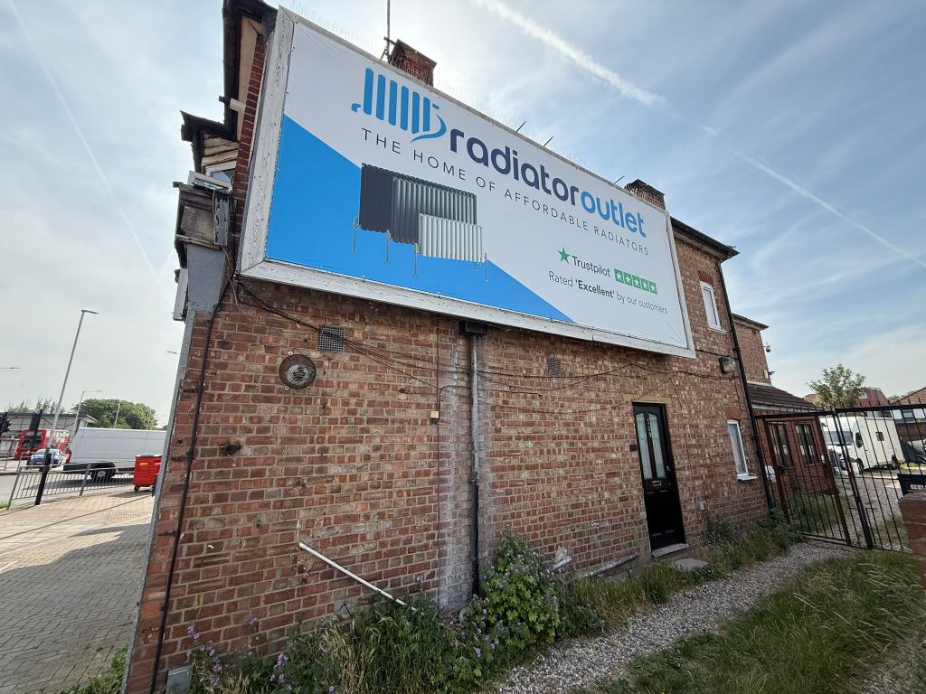 Property photo 2 of 8