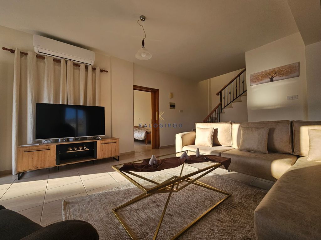 Property photo 1 of 25