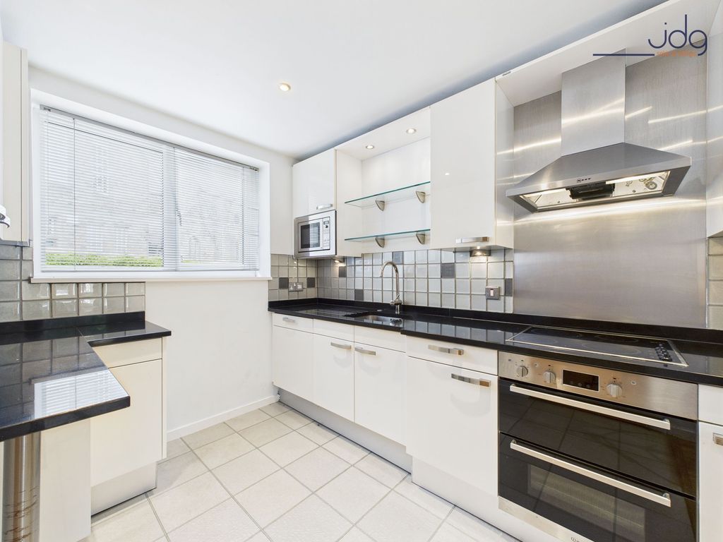 Property photo 2 of 23 Kitchen