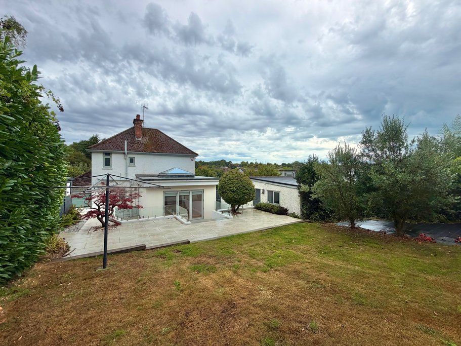 Property photo 1 of 27