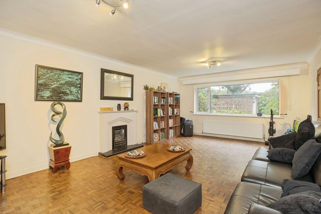 Property photo 2 of 17 Pbox-Img.Jpg