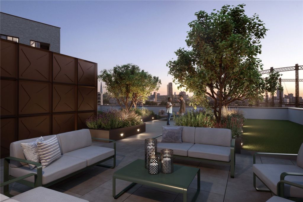 Property photo 3 of 10 Terrace