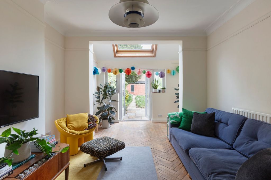 Property photo 2 of 58