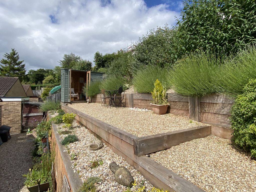 Property photo 2 of 11 Photo 2