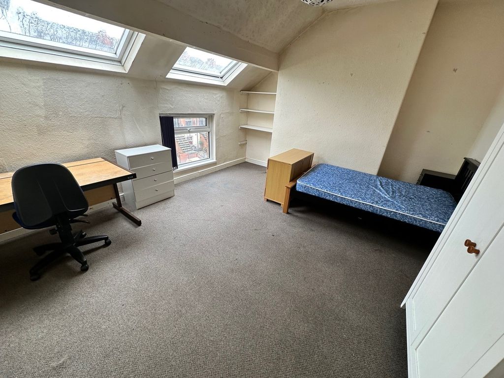 Property photo 3 of 6 Spacious Double Bedroom Featuring Large Windows Th...