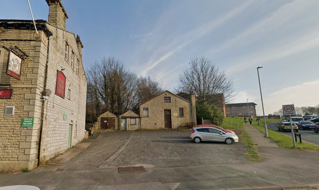 Property photo 1 of 4