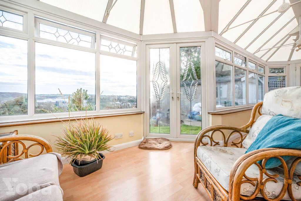 Additional image 10 of 3 bed detached bungalow for saleMounts Road, Greenhithe DA9