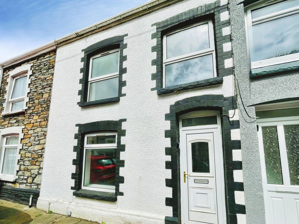 3 bed terraced house to rentStanfield Street, Ebbw Vale NP23