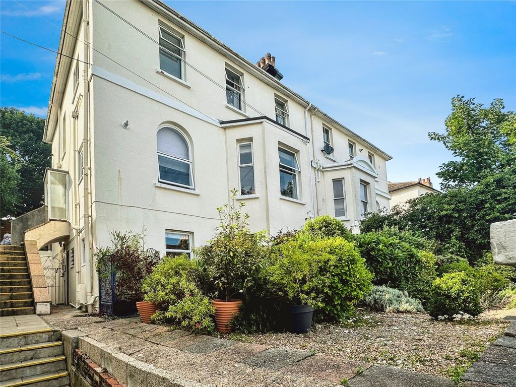 Property photo 1 of 8 Picture No. 14