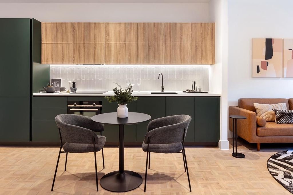 Property photo 3 of 8 2.Jpg