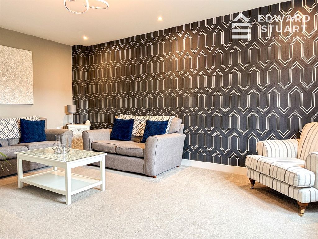 Property photo 2 of 17 Picture No. 07