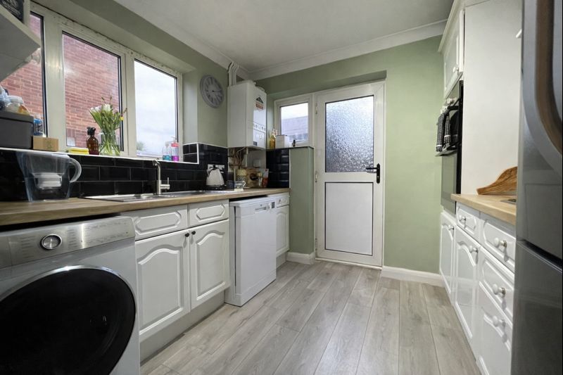 Property photo 2 of 9 Photo 2