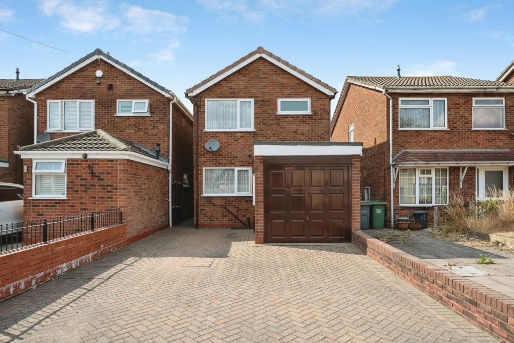 Property photo 1 of 17 Pbox-Img.Jpg