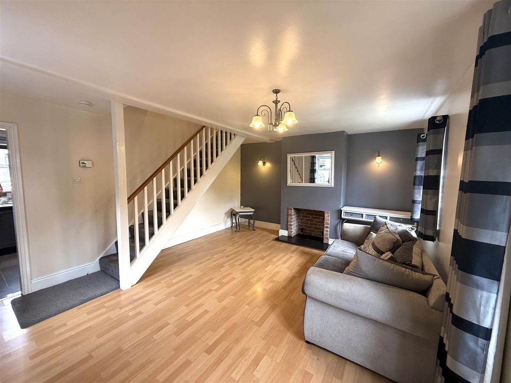 Property photo 3 of 13 Joseph Street 6.Jpg