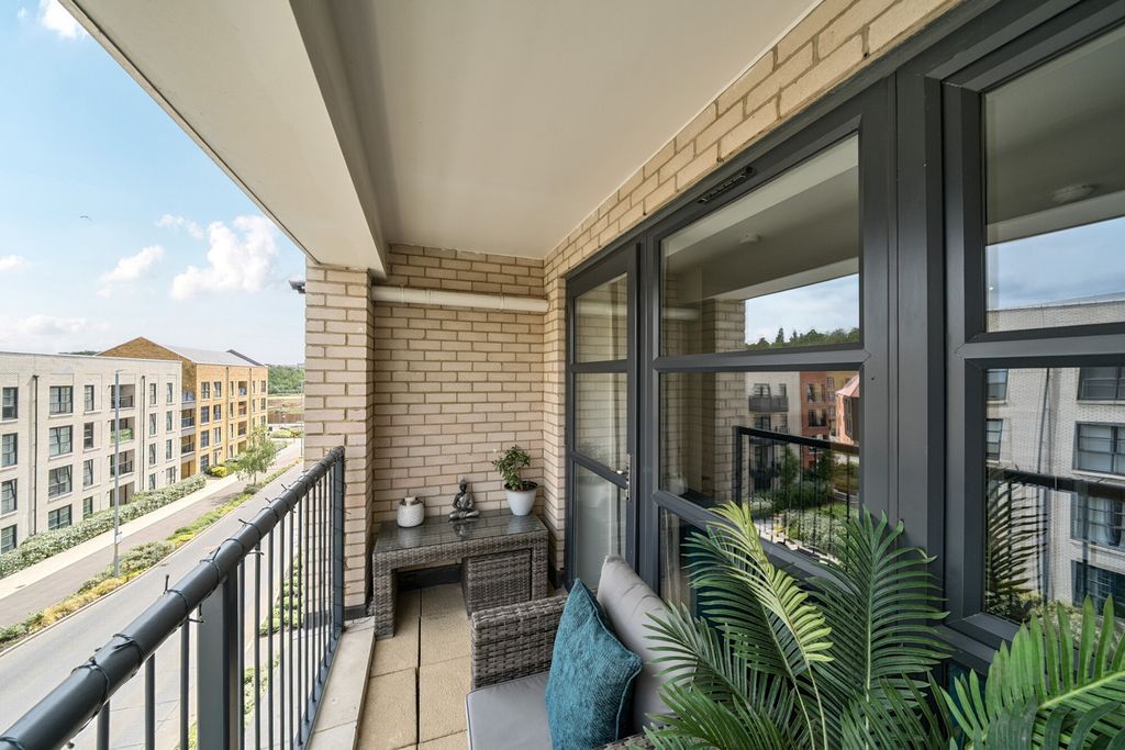 Property photo 2 of 20 1466284-14-6A1d5E...