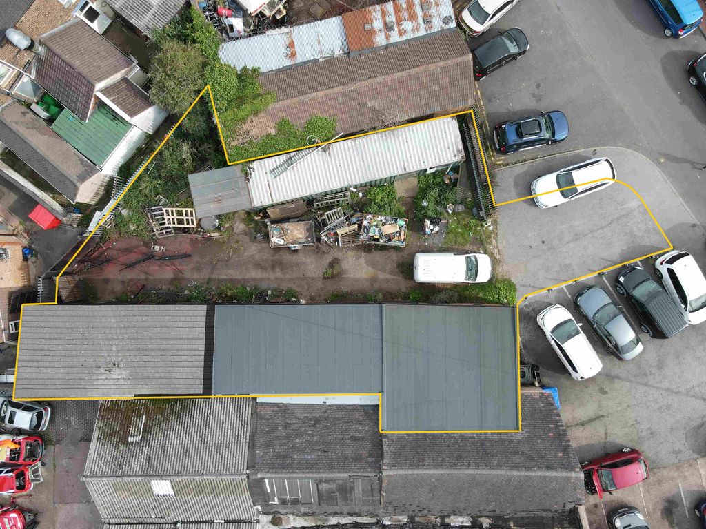 Property photo 2 of 18 Outline 2.Png