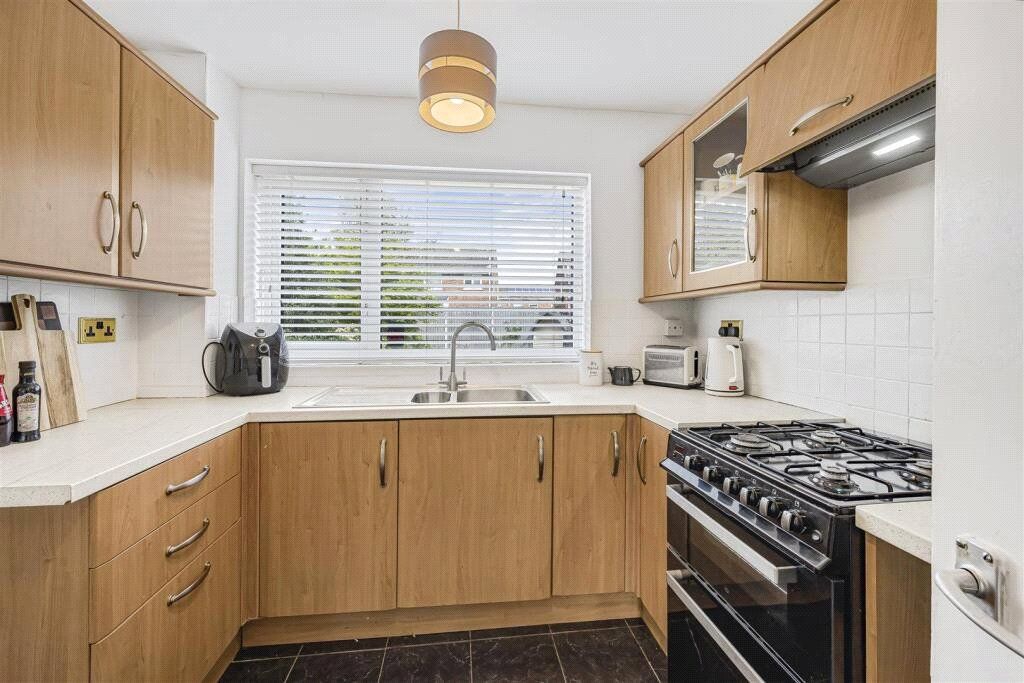 Property photo 3 of 10 Picture No. 21