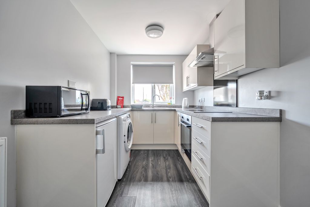 Property photo 2 of 9 1472549-16-6A2c090535c4A