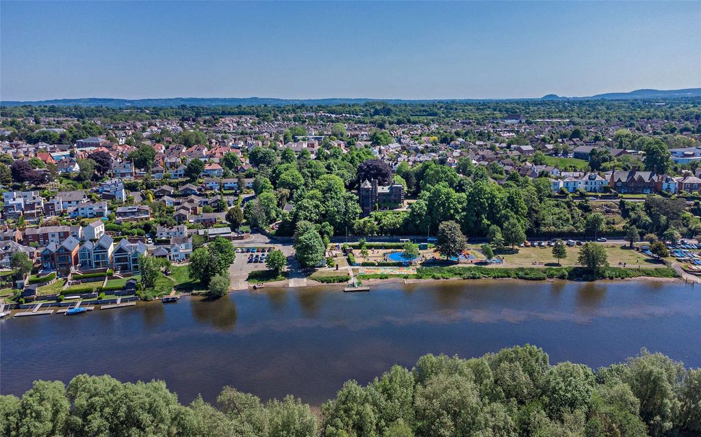 Property photo 3 of 25 View