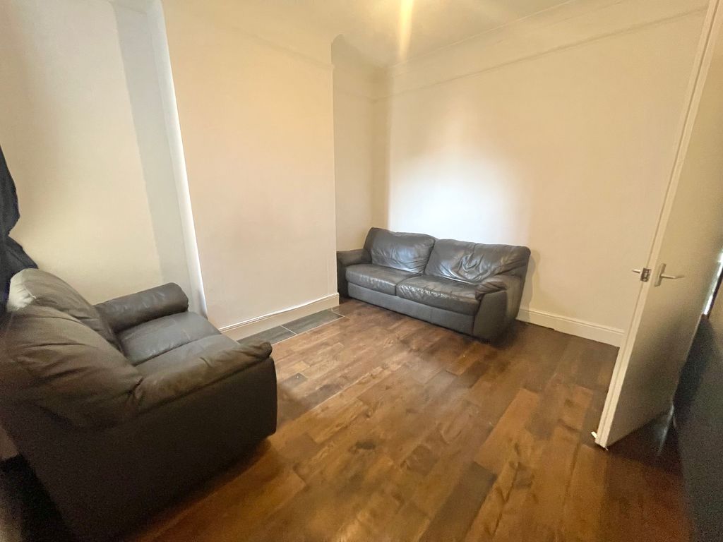 Property photo 2 of 12 Img_5975