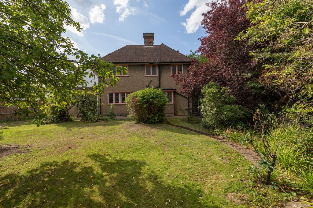 Property photo 2 of 29