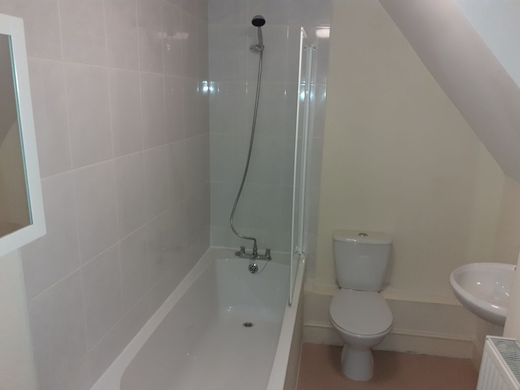 Property photo 2 of 4 Bathroom