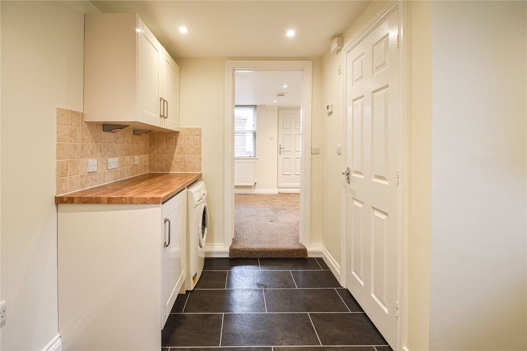 Property photo 3 of 7 Picture No. 13