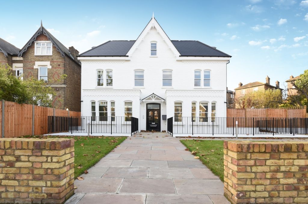 Property photo 2 of 9 231866 (27)c