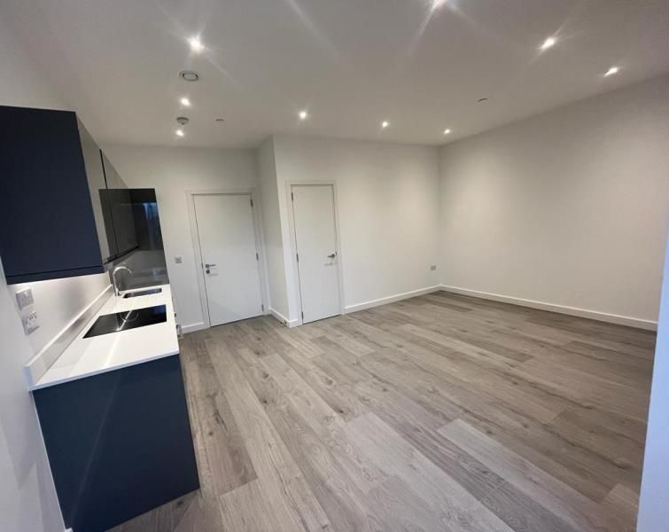 Property photo 3 of 6