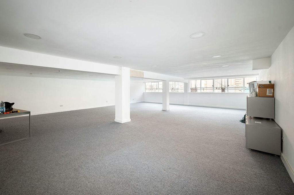 Property photo 1 of 15 W12.Jpg