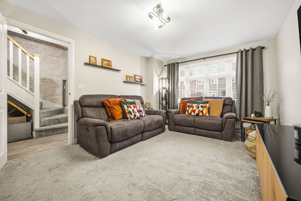 Additional image 7 of 3 bed semi-detached house for saleIvy Close, Trelewis, Treharris CF46