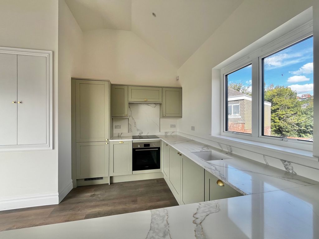 Property photo 1 of 27