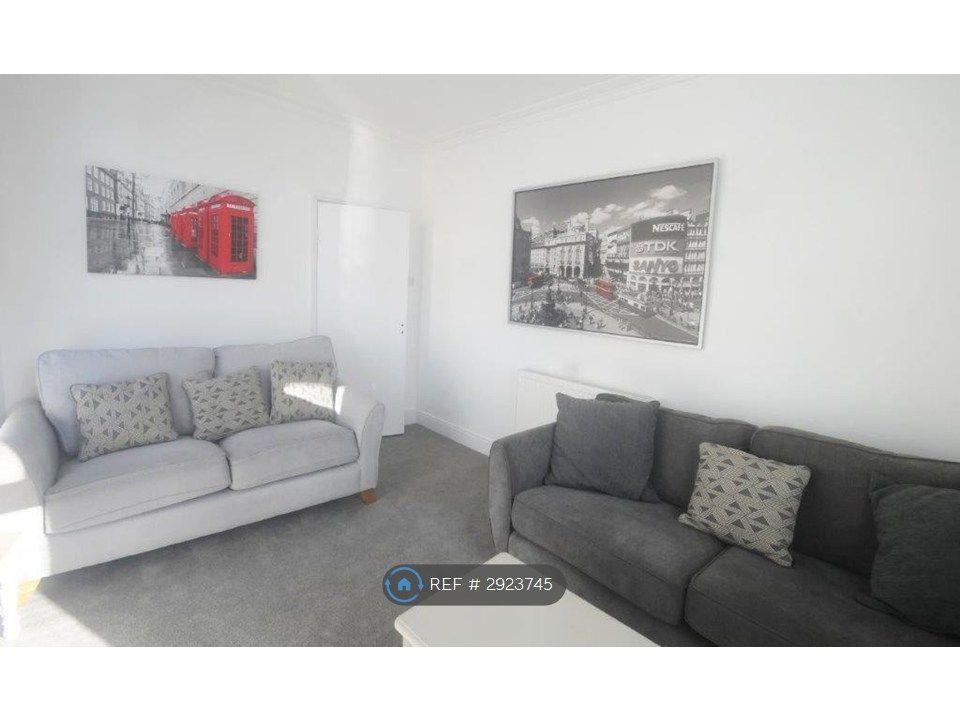 Property photo 2 of 4