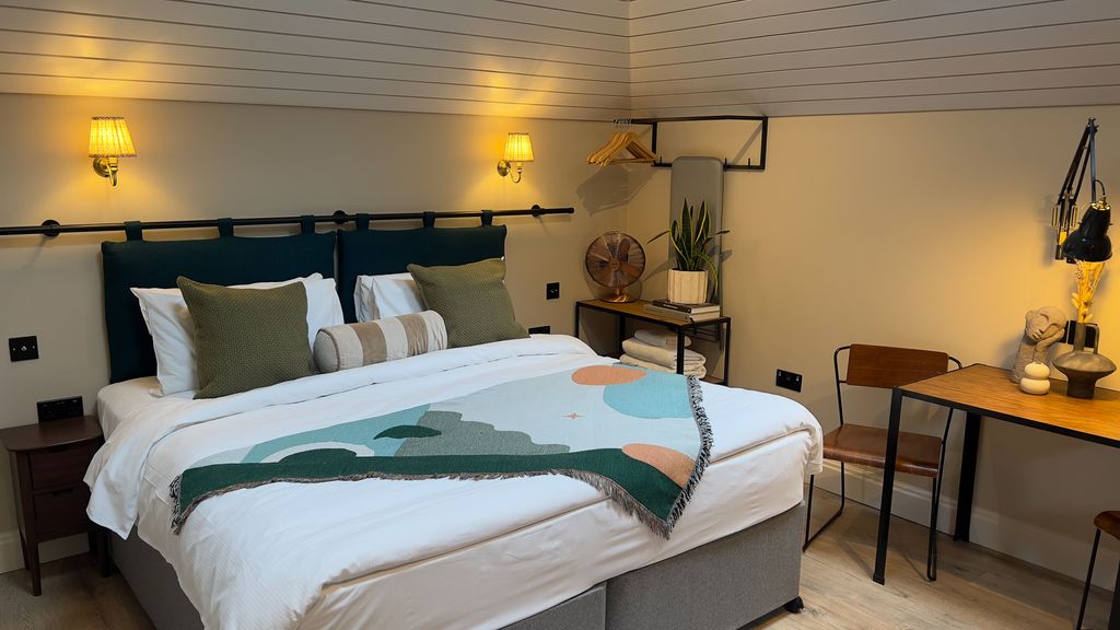 Property photo 2 of 5