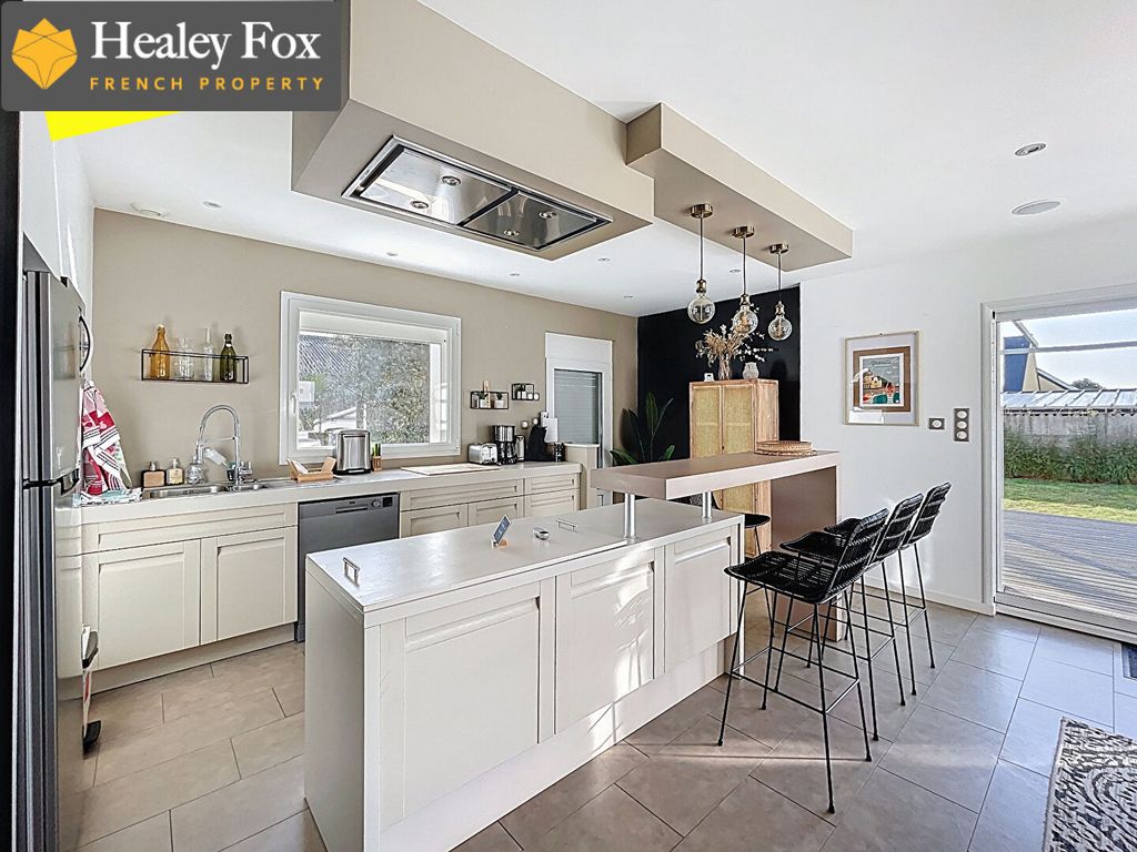 Property photo 3 of 18