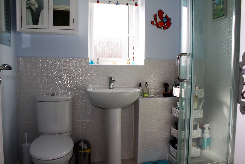 Property photo 3 of 5