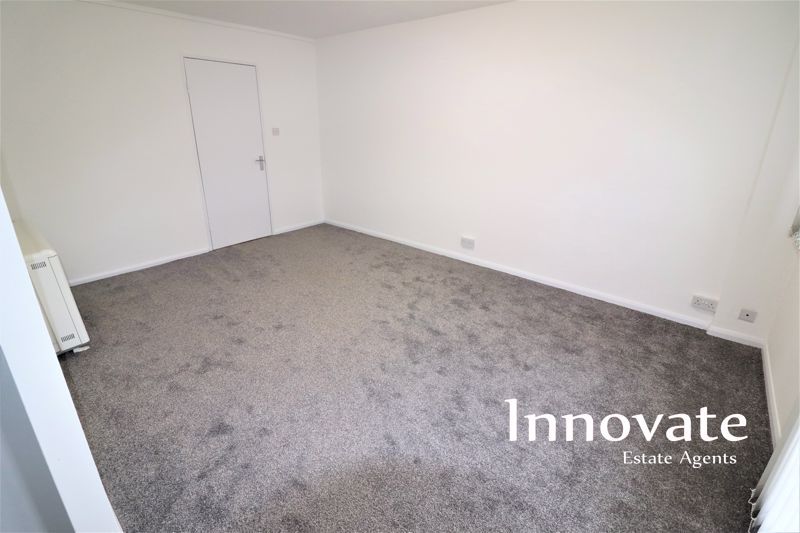 Property photo 2 of 7 Photo 11